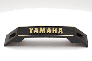 EMBLEMA FRONTAL YAMAHA